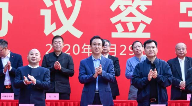 曹德旺2021企业家发展年会许家印,曹德旺评论许家印39亿撬动2万亿