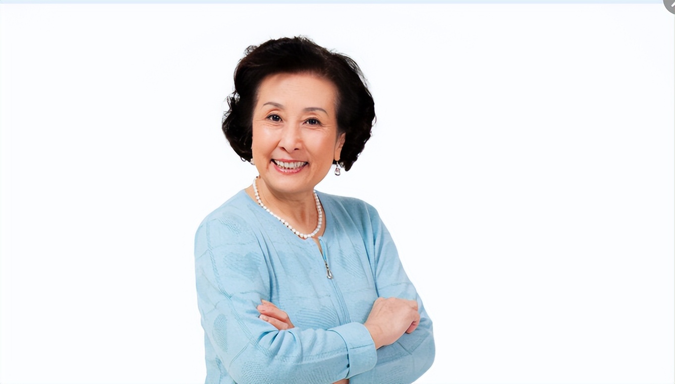 女儿铁心嫁软饭男，要200万嫁妆房，63岁阿姨直言：想要房子没门