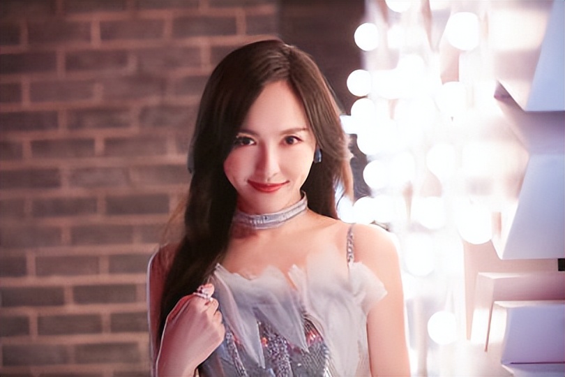 唐嫣谈邱泽杨幂 (杨幂谈唐嫣邱泽)