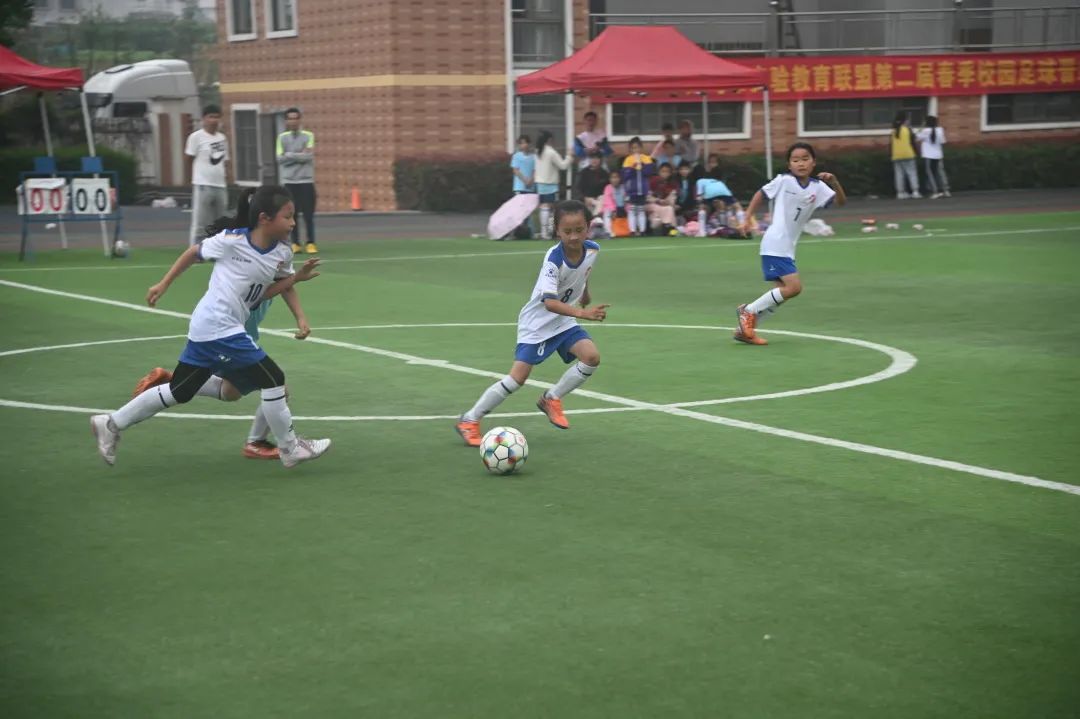 校园足球挺进决赛,驰骋绿茵足够精彩
