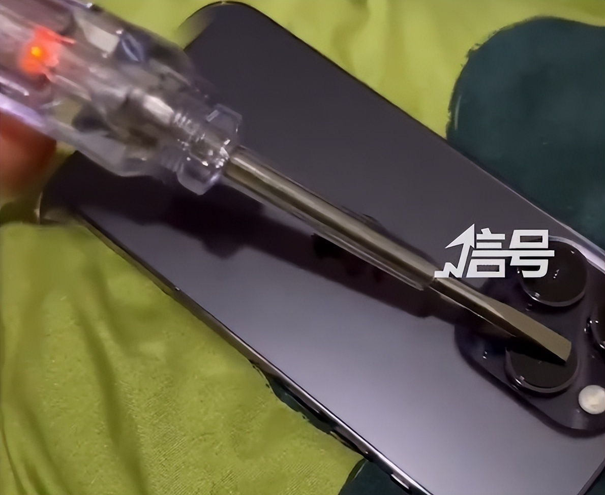 iphone主板漏电的表现,iphonexsmax漏电