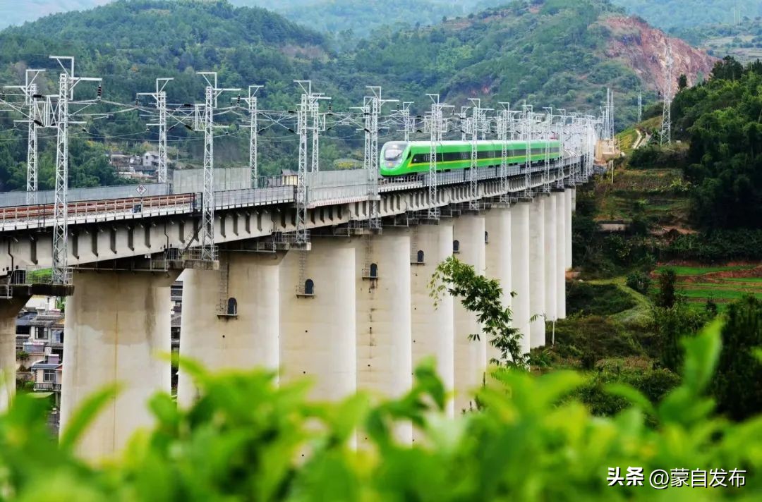 来云南品味有一种叫云南的生活,有一种生活叫做云南的生活