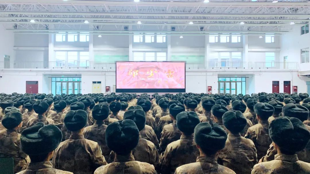 邱少云的一生视频简介,邱少云与战友的约定