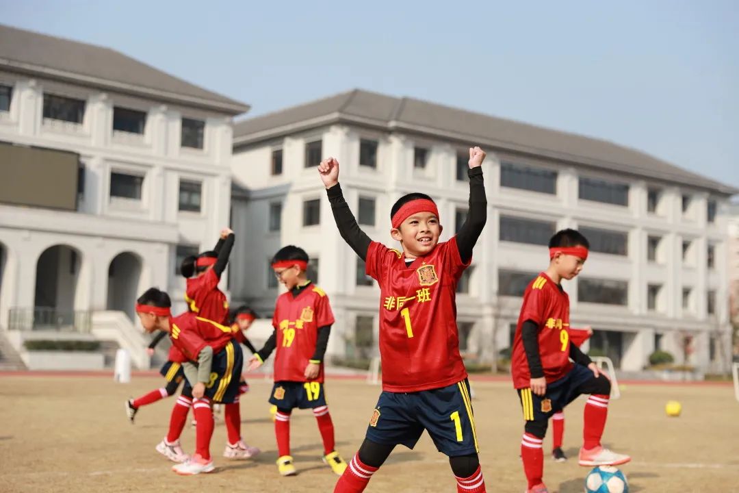 放飞梦想|二年级组率先打响杭州春晖小学第一届校园足球联赛