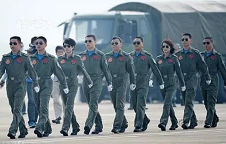 金孔雀牺牲女飞行员,金孔雀的牺牲