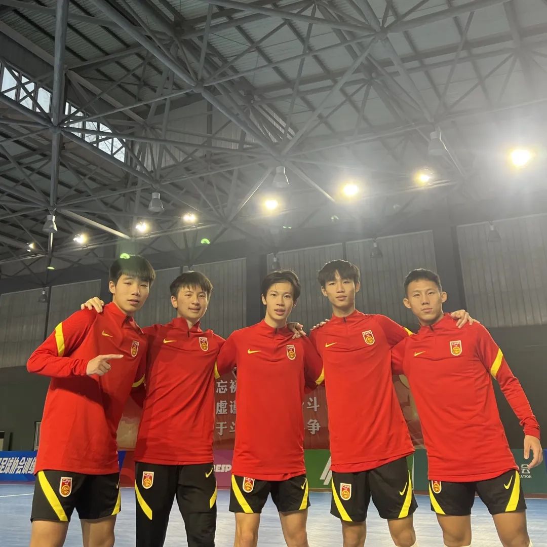 全国青少年u13五人制足球赛,深圳第二实验学校篮球队全国亚军