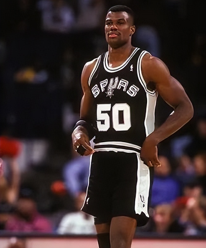 十大球星第十位奥尼尔,nba前五中锋奥尼尔