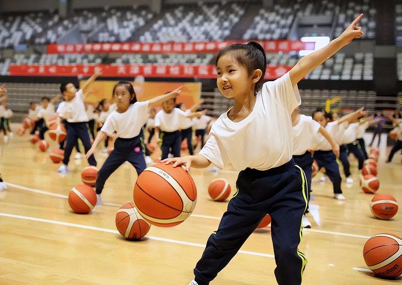 身高标准表2022儿童最终身高,儿童标准身高表你家孩子达标了吗