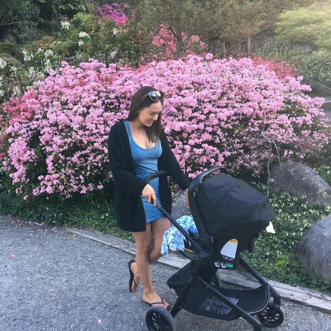 25岁妹子离婚后带娃和闺蜜合租!晒日常爆红网络:姐妹比男人靠谱