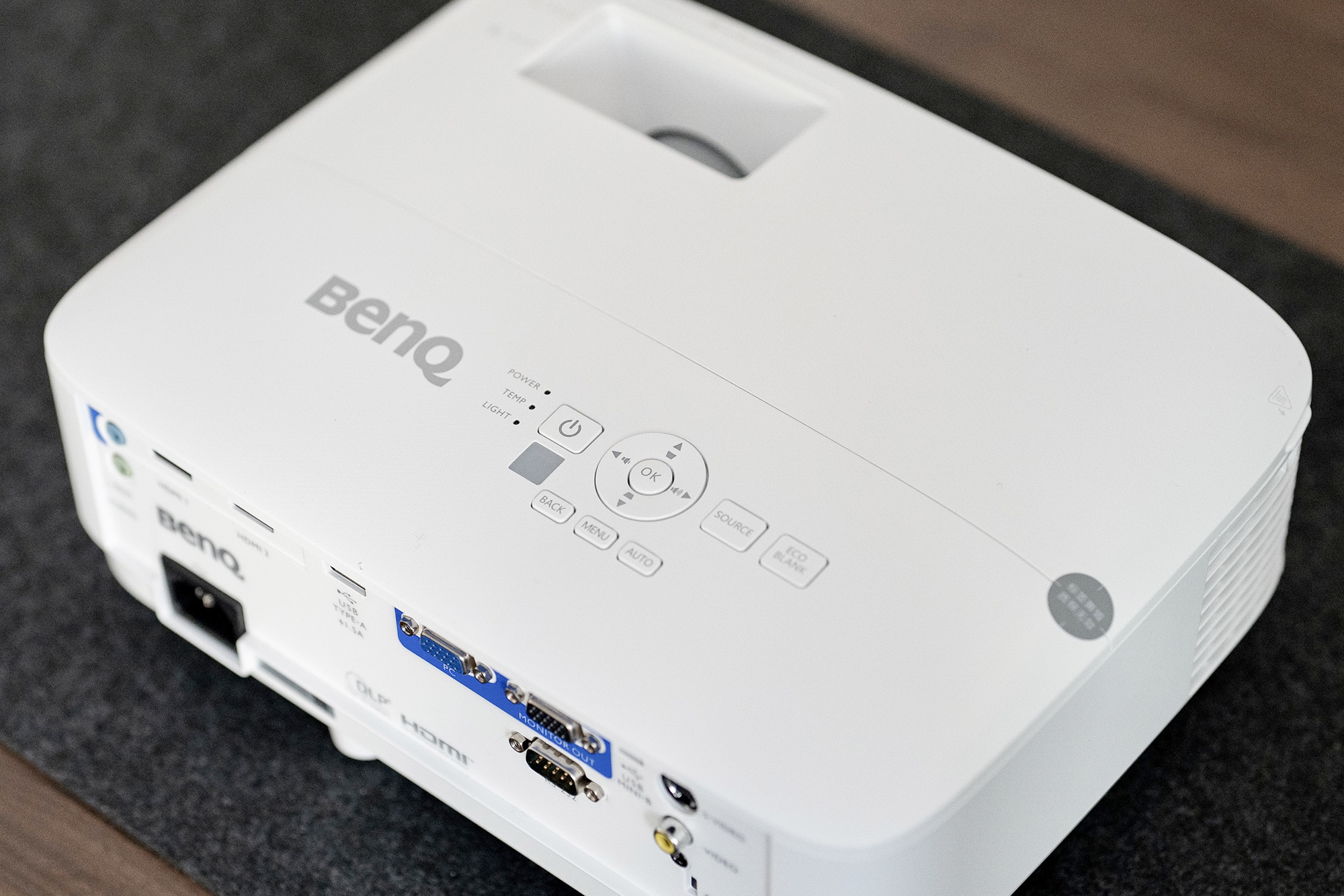 明基660hdmi高清投影仪,明基6050投影机使用技巧