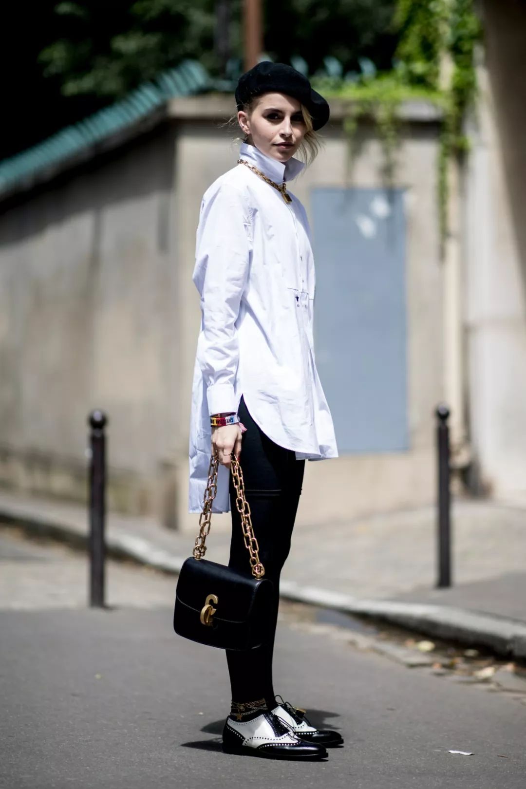 白衬衫怎么穿不脏,白衬衫怎么穿好看又干净