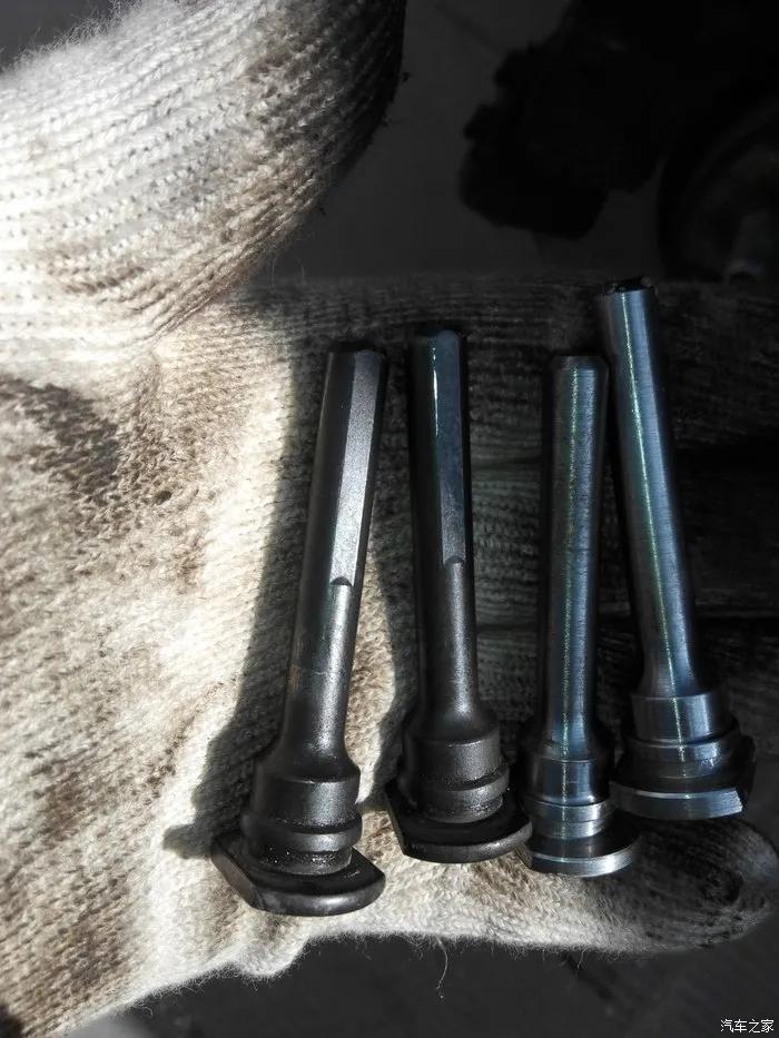 走烂路刹车卡钳哐当异响,刹车卡钳异响如何用扎带处理