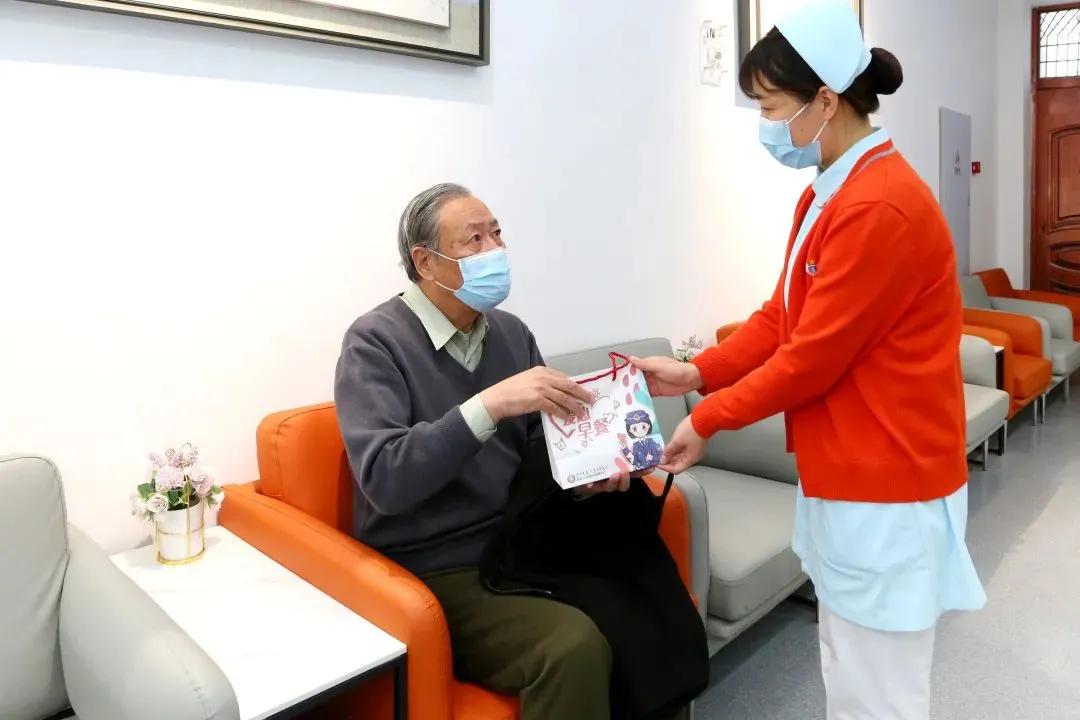 军属免费医疗陕西的医院有哪些,陕西军人家属看病优惠医院有哪些