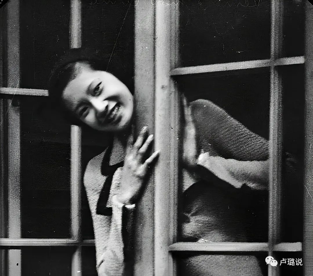 19岁的亚洲最美皇后，盛宠一时被负心抛弃，终成了法国野鬼孤魂！