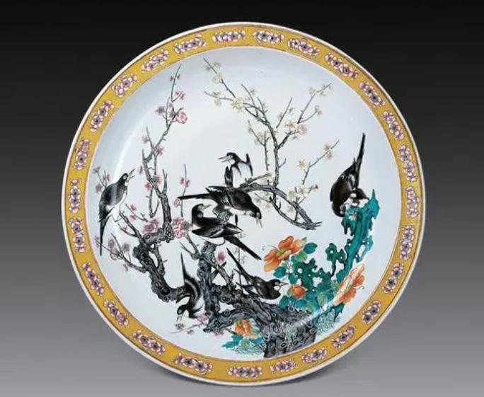 宋代白瓷艺术纹饰与装饰,宋代彩塑艺术特征