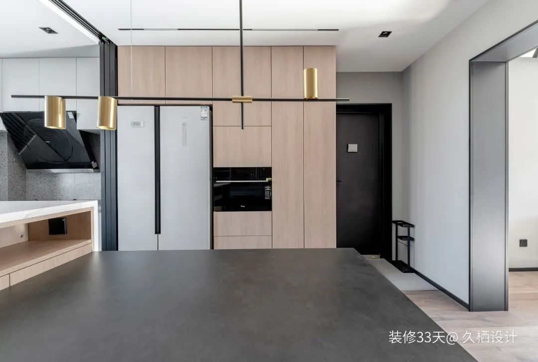 橱柜放冰箱冰箱凸出,冰箱比橱柜凸出20cm怎么处理美观