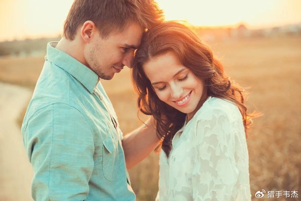 男人爱哭穷是什么心理？如何应对让他加大投入