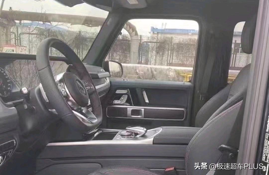 奔驰大g400柴油版公路测试,奔驰g400d柴油版2024顶配