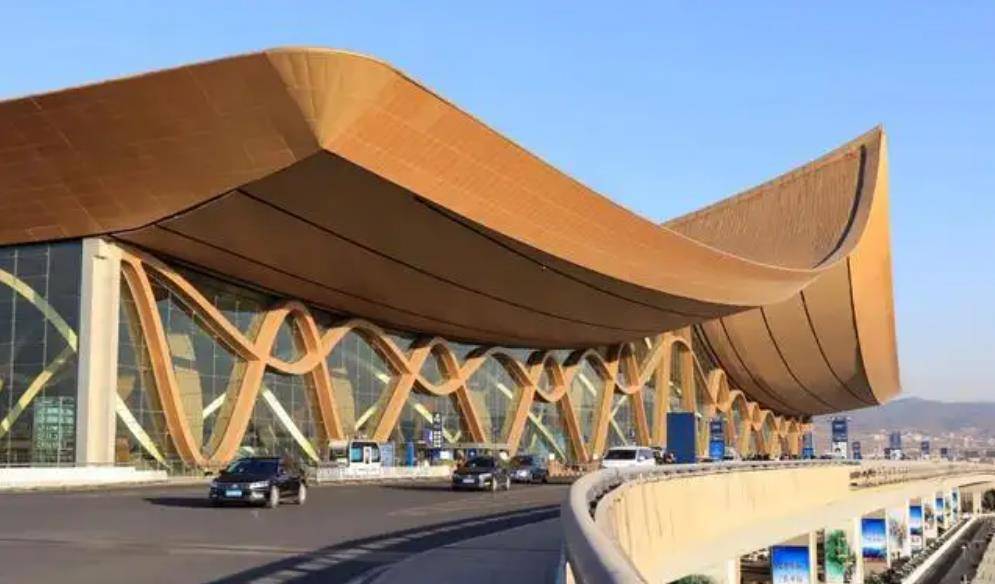 小伙发现彩票规律80亿,28岁小伙靠彩票一年80亿