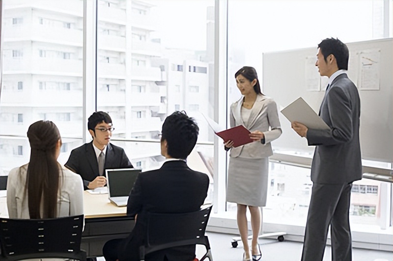 中职商务英语专业培养目标,商务英语的培养目标怎么写