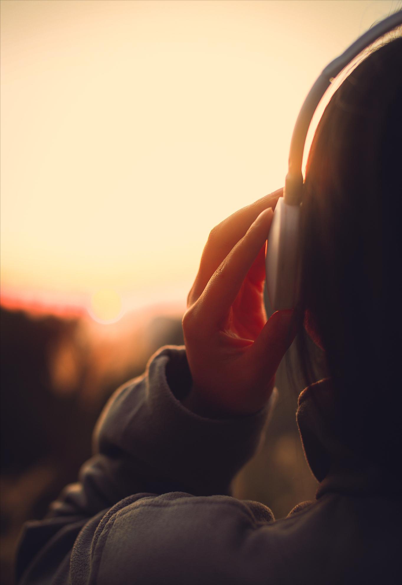 失去的不仅仅是友情,男女之间不仅仅是友情