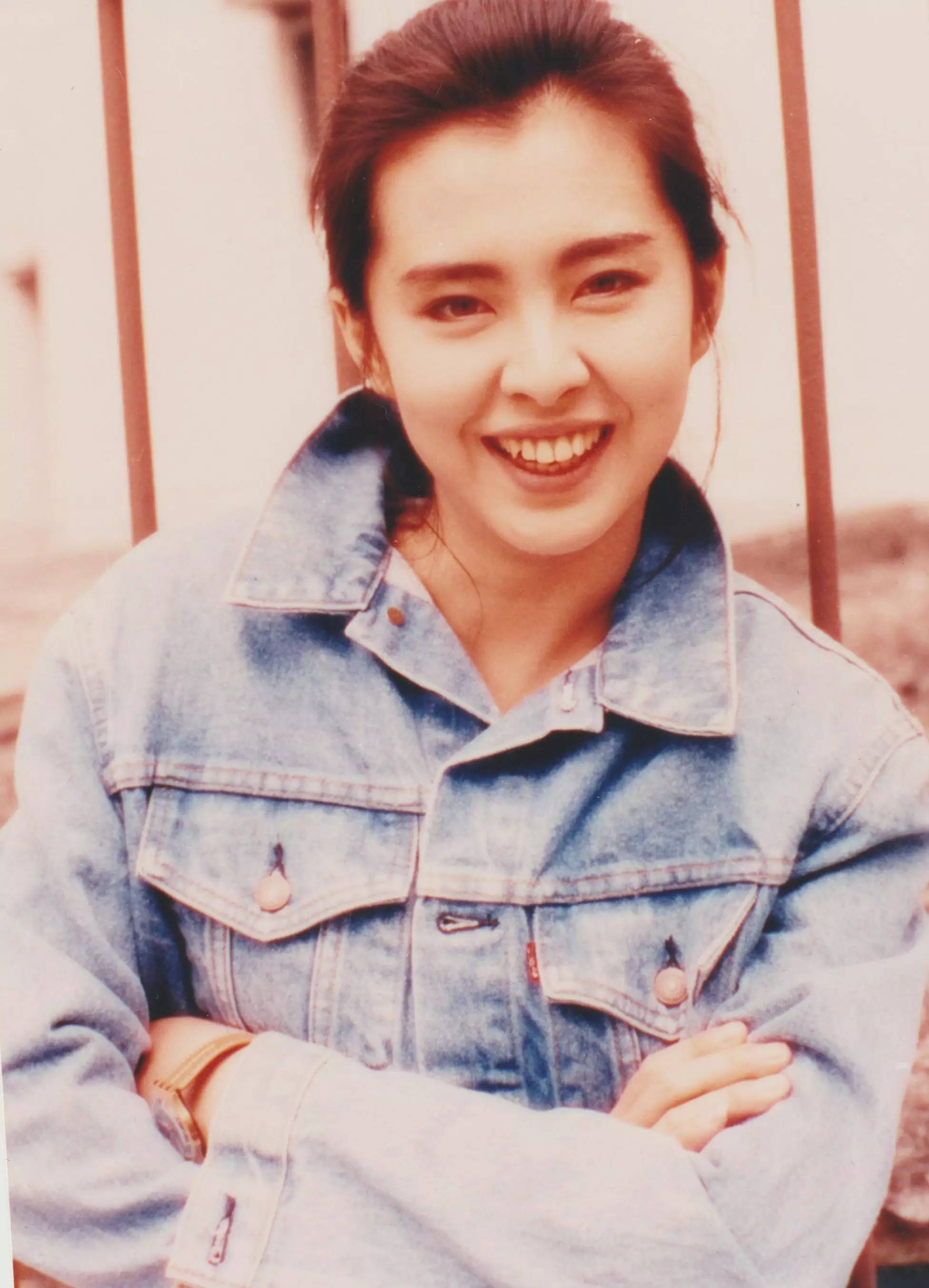 露额头发型会显得阳光,露额头显精神的发型