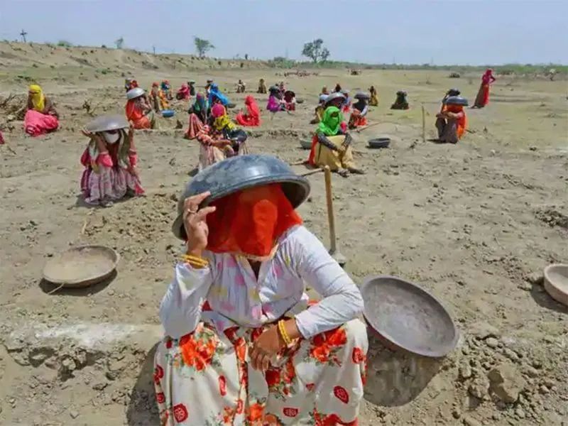 印度气温高达50度是真是假,印度遭遇极端高温50度