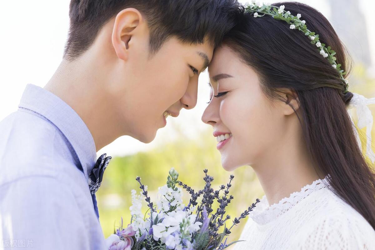 我五一回娘家，不放心保姆照顾卧床的老公，查看监控后倒吸一口气