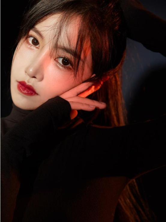 怎样淡化唇纹润唇,8种减少唇纹美白润唇的小技巧