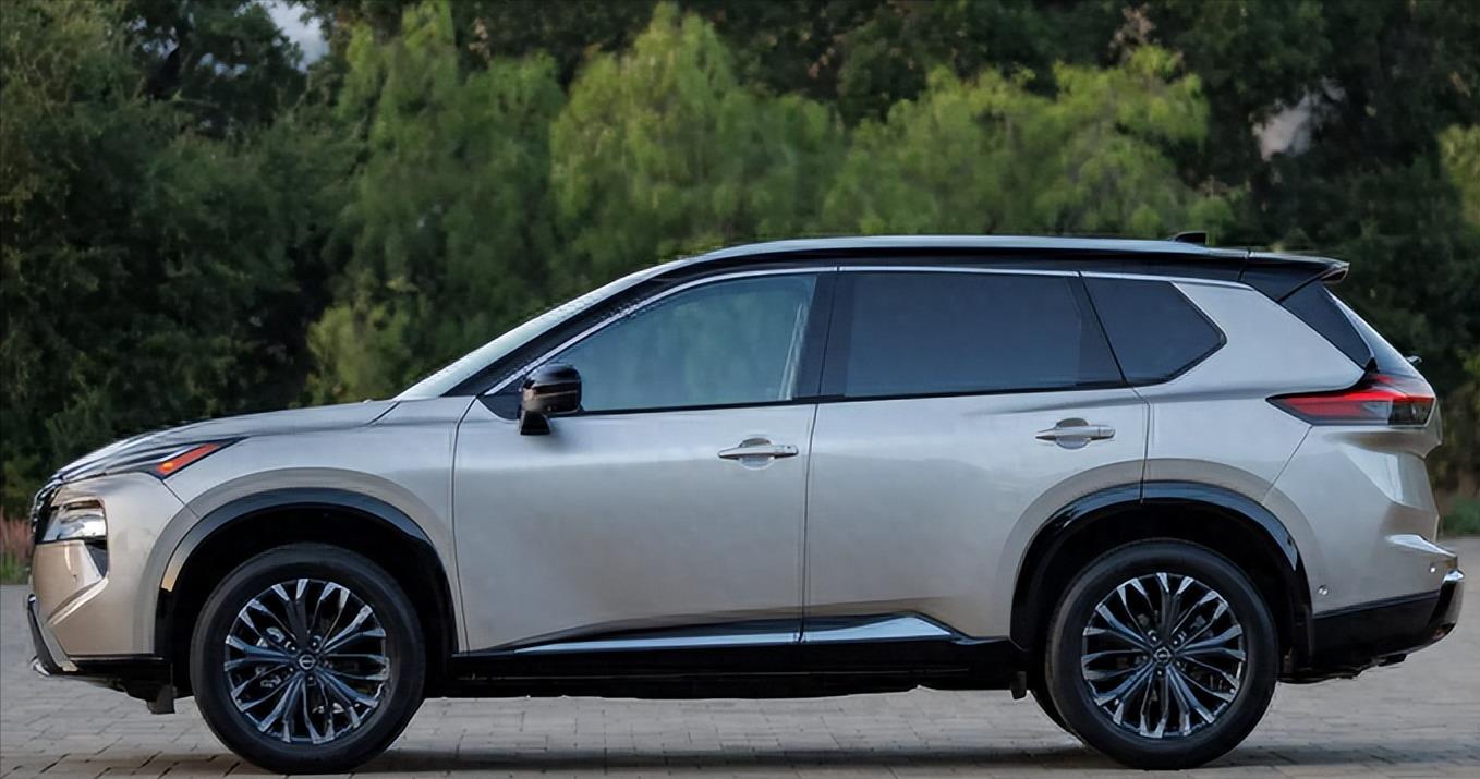 奇骏内饰豪华升级,全新奇骏帅气欣赏