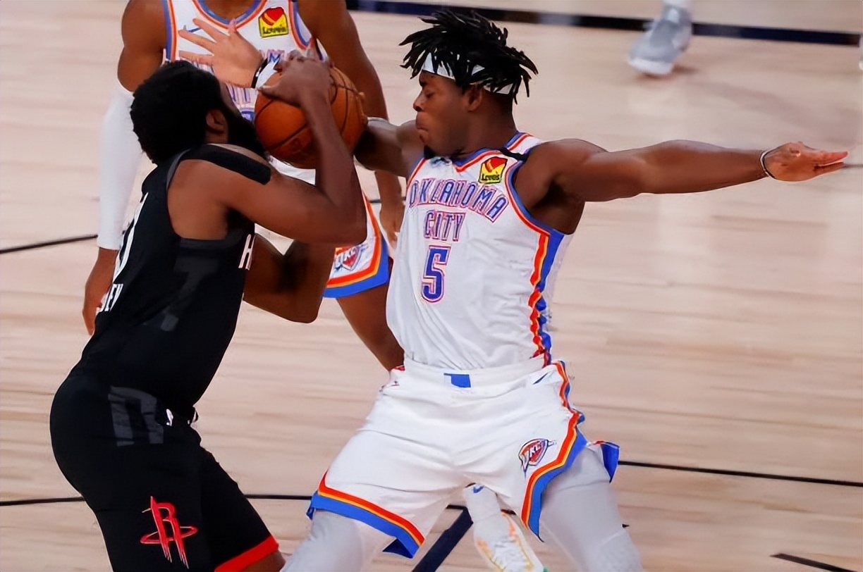 哈登的生涯薪资将超5亿,哈登最近三个赛季都落选最佳阵容