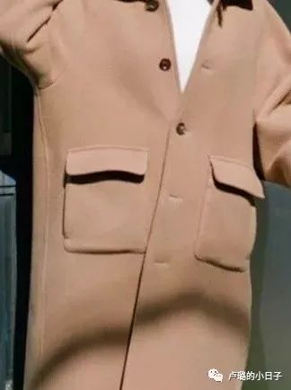 小个子穿大衣的长度到哪里最适合,小个子大衣应该穿到哪个位置合适