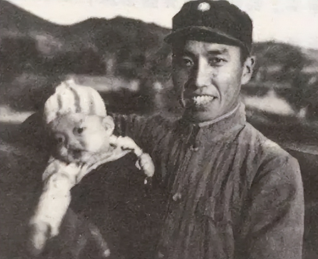 左权女儿考哈军工，却因“政审不合格”被拒，陈赓：你多填了个人