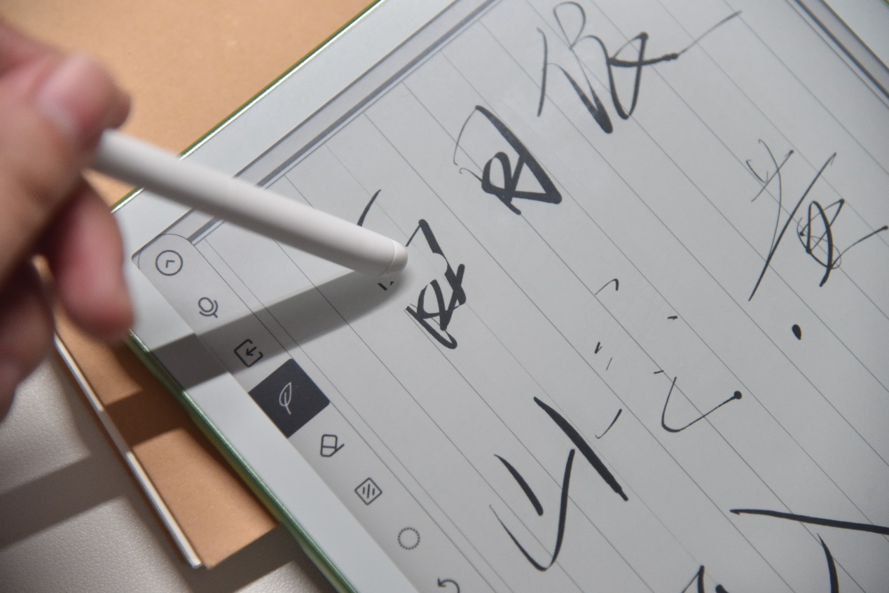 kindle和小米电纸书哪个好,小米电纸书和kindle书哪个好