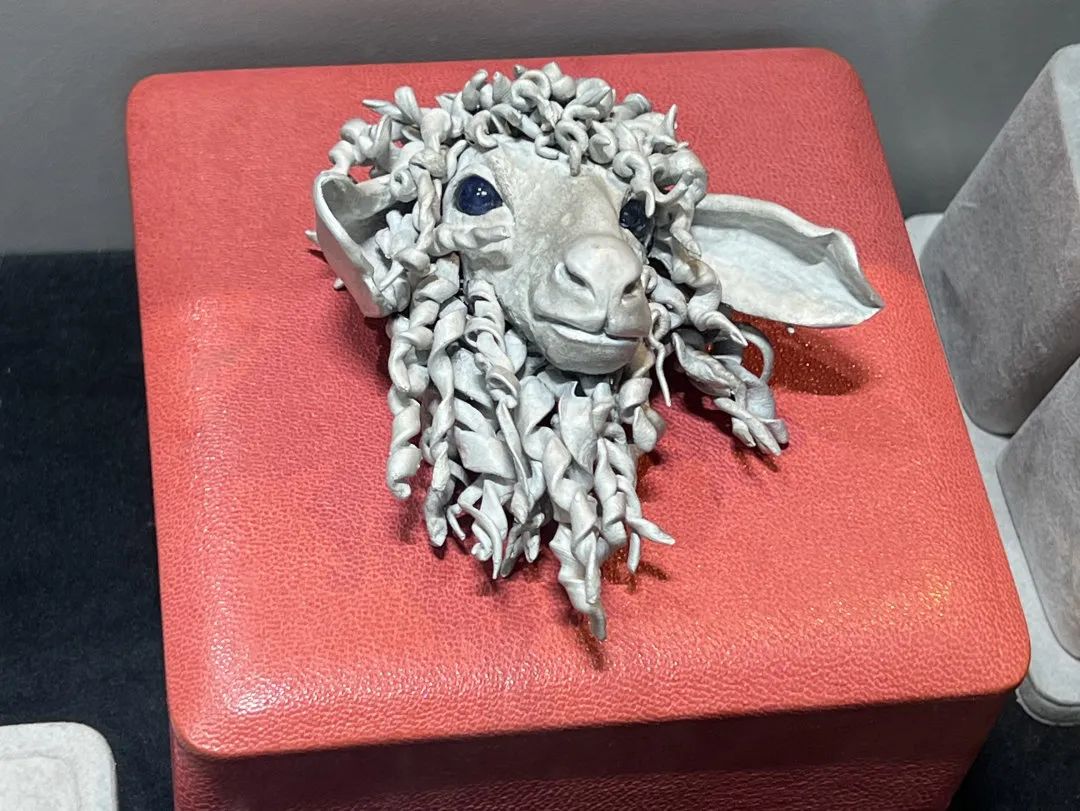 时隔3年又来日内瓦珠宝展大寻宝,竟然还见到了JAR真身!