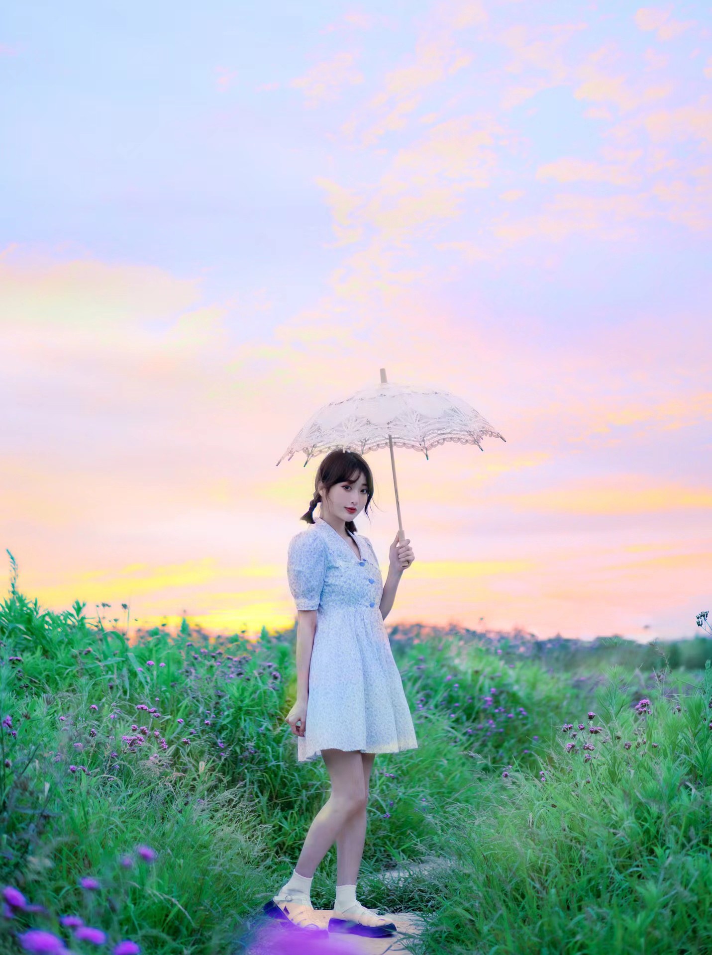 马鞭花拍摄人像姿势,马鞭花拍照姿势大全