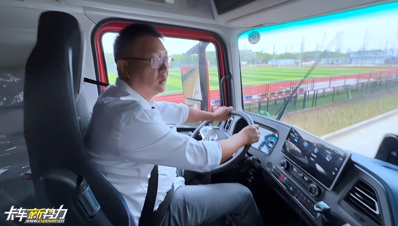 北京重卡追梦580和520相差多少钱,北京重卡追梦驾驶室