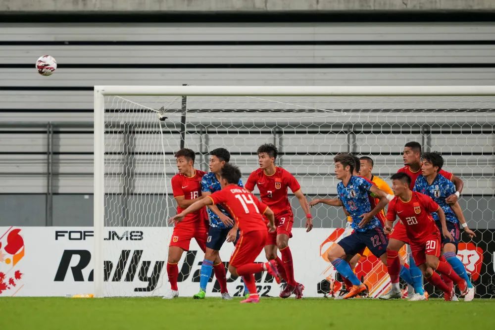 国足东亚杯0比0战平日本视频,国足0比0战平沙特