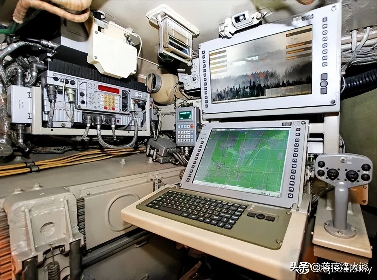 大炮塔的坦克,巨型炮塔