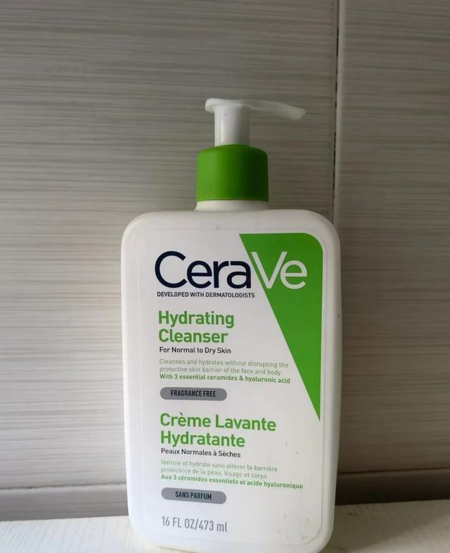 超好用又实惠的一款洗面奶,四款口碑超好的洗面奶无限回购