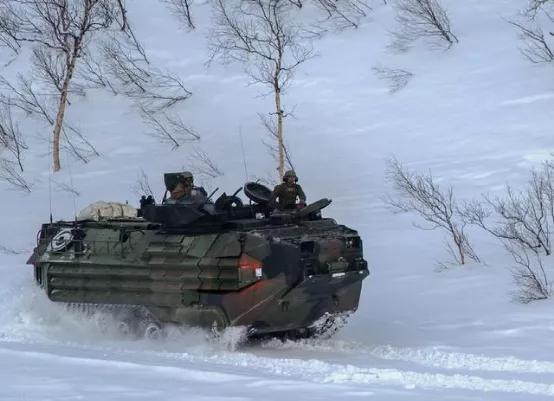 突发！美国这次把日本和台湾省坑惨了，花大价钱买的装备，被证明不适合作战