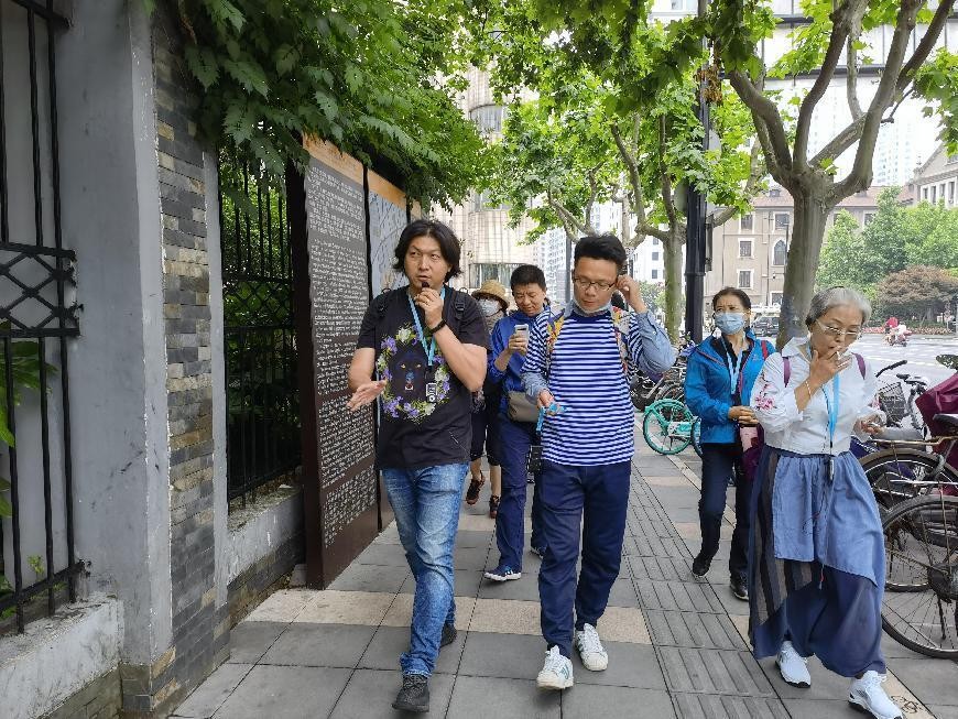成人出国旅游简单交流英语自学,自学英语旅游