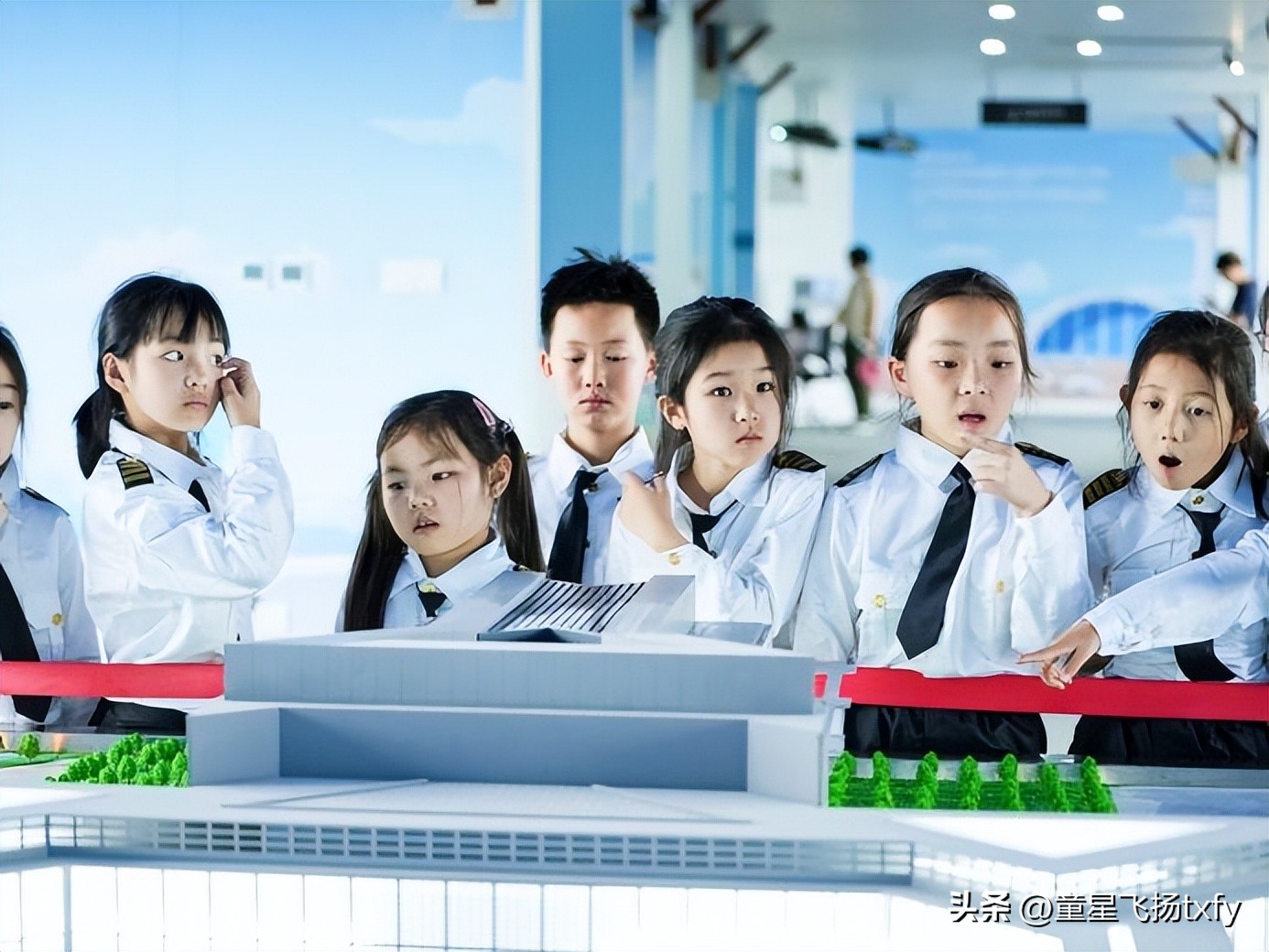 童星飞扬，让梦飞翔！开启一场妙趣横生的航空探索之旅