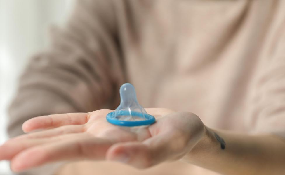 使用安全套,“套”上就完事?6个错误做法,不少男性还没意识到