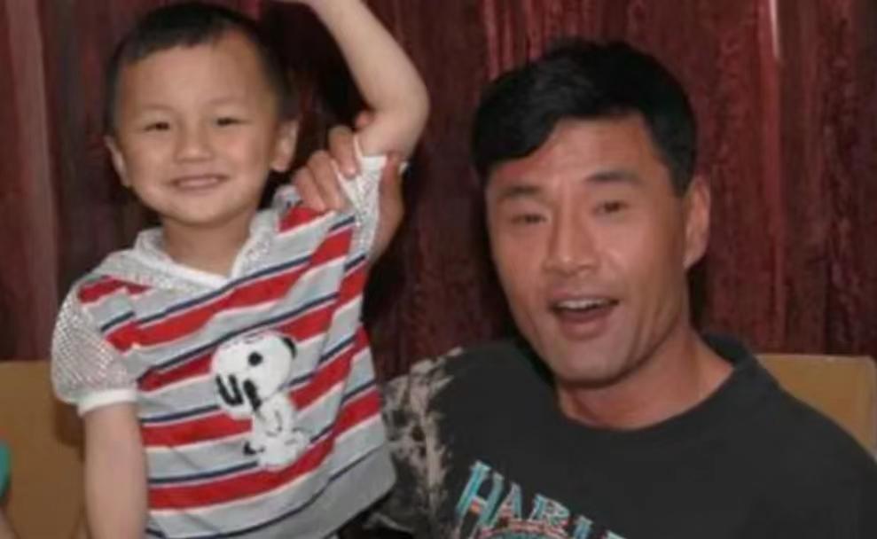 于荣光演员家庭状况,结婚30年零绯闻的于荣光