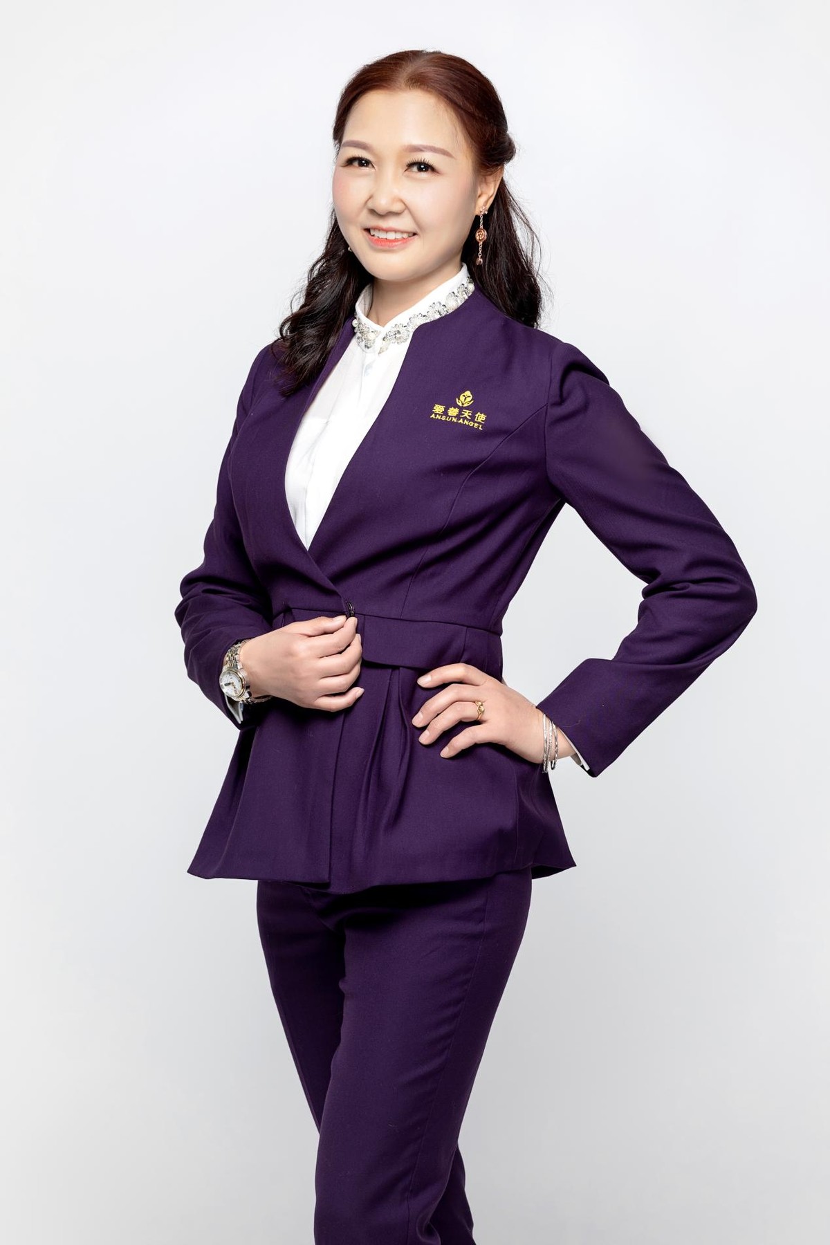 李琼玉创业记:离职高管创业失败,再入经期护理7年迎来大丰收