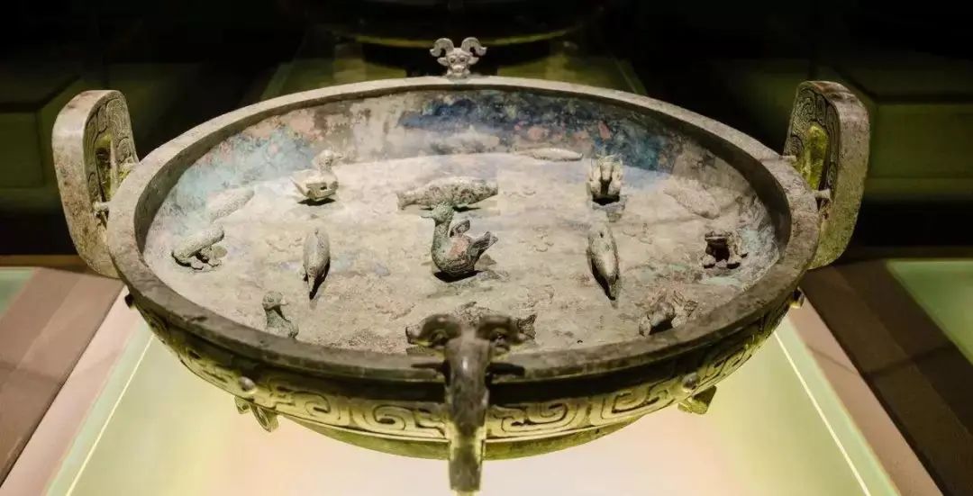 古代女子送什么给男子做定情信物,古代送女子的十大定情信物