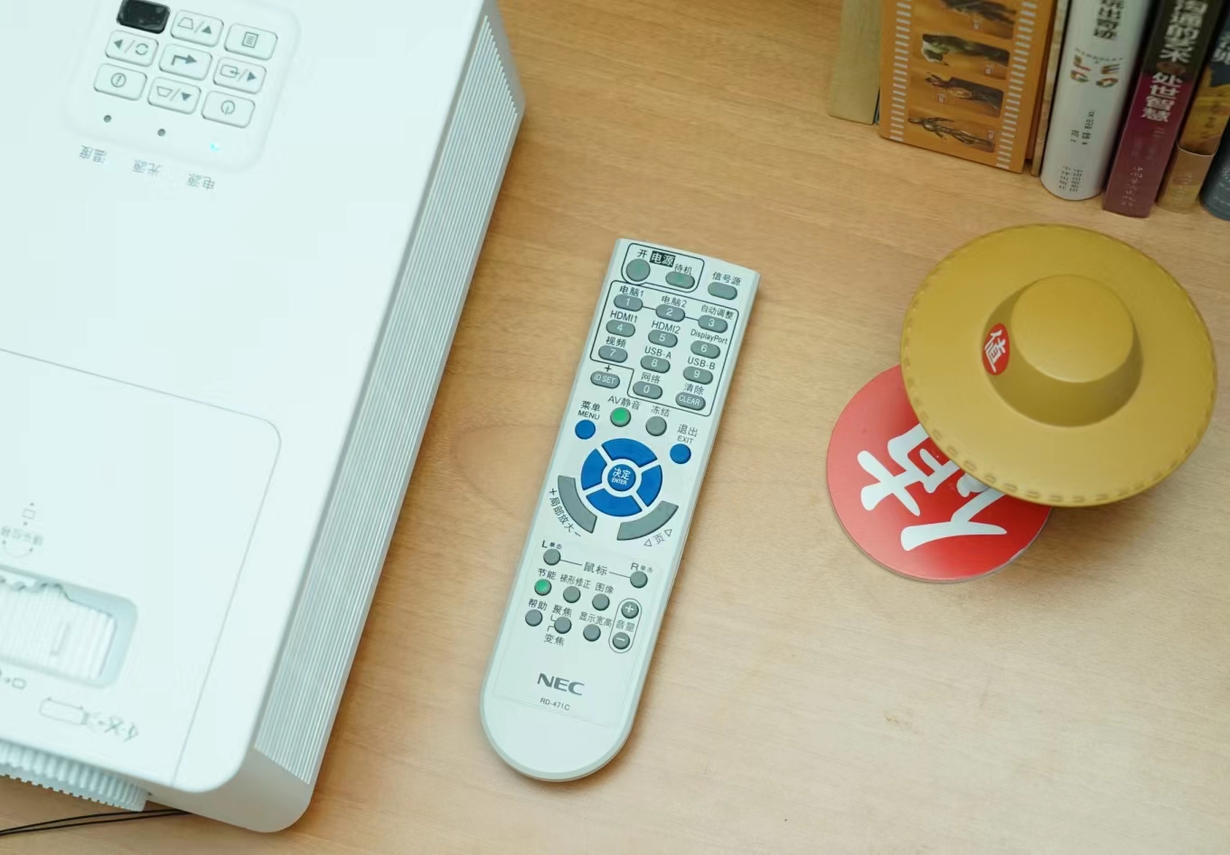 激光投影和nec投影仪哪款最好,necrgb激光投影机