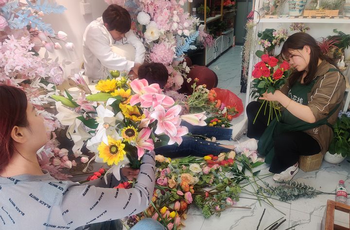 想开花店选什么专业,想开花店加盟哪家好