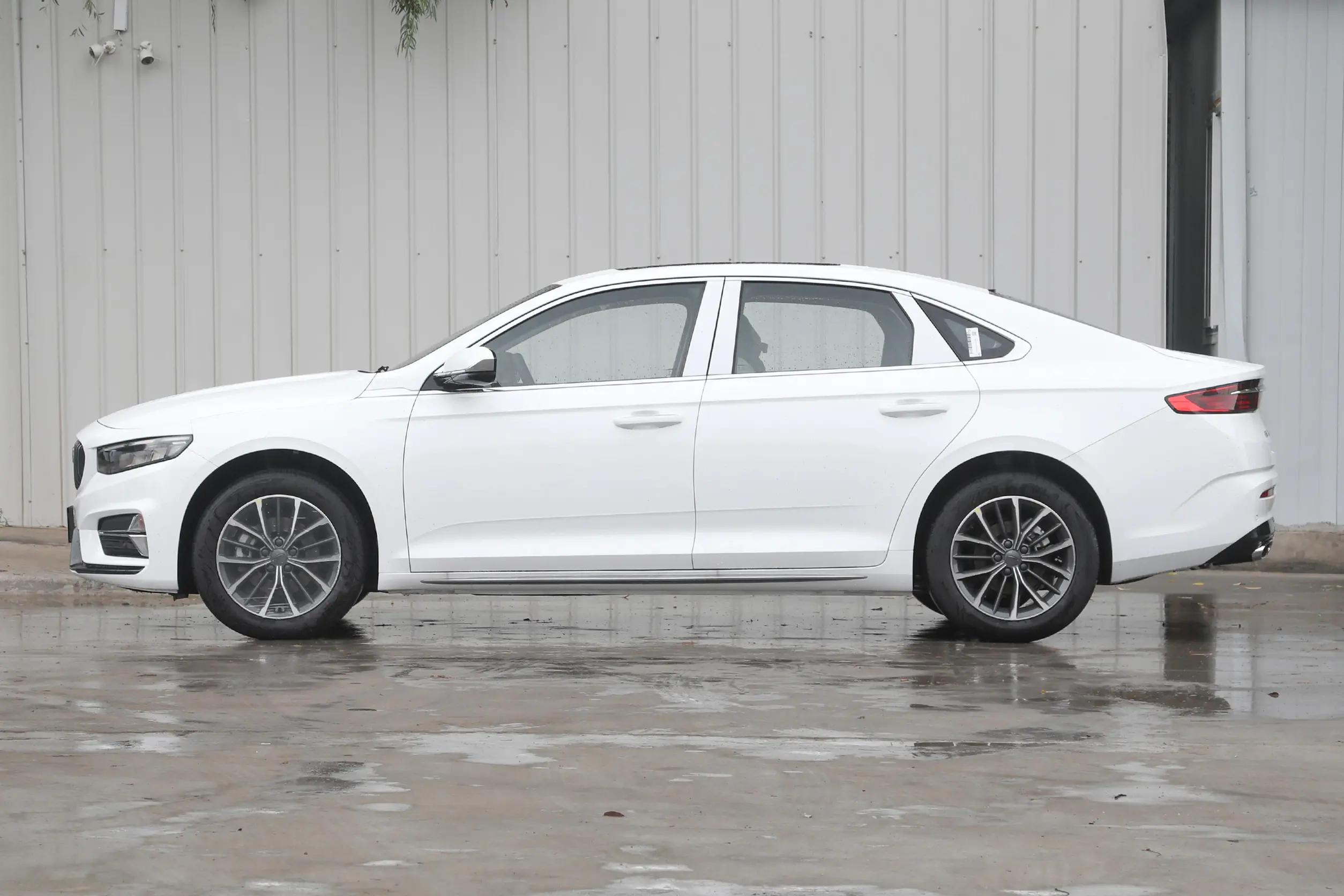 三款中型轿车推荐面子个性都有了,宽敞省油还运动10-15万家轿大推荐